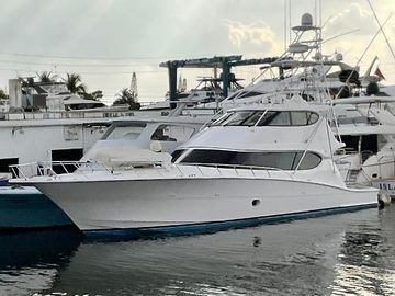 2008 Hatteras 77 Convertible