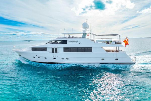 Westport 112 Luxury Westport 112 yacht cruising on clear blue ocean, 2012 model.