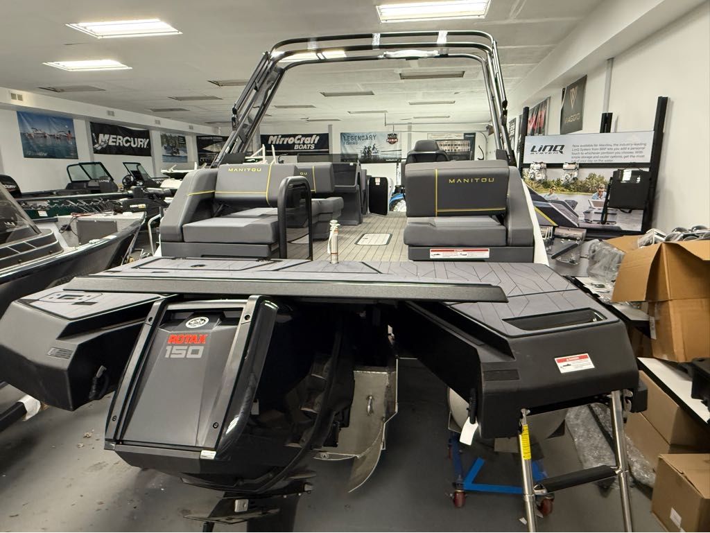 2025 Manitou Explore 24 Max Navigator