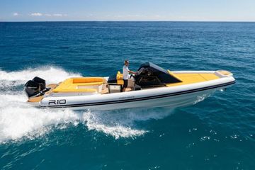 2023 Renier R10 CABIN TOURER