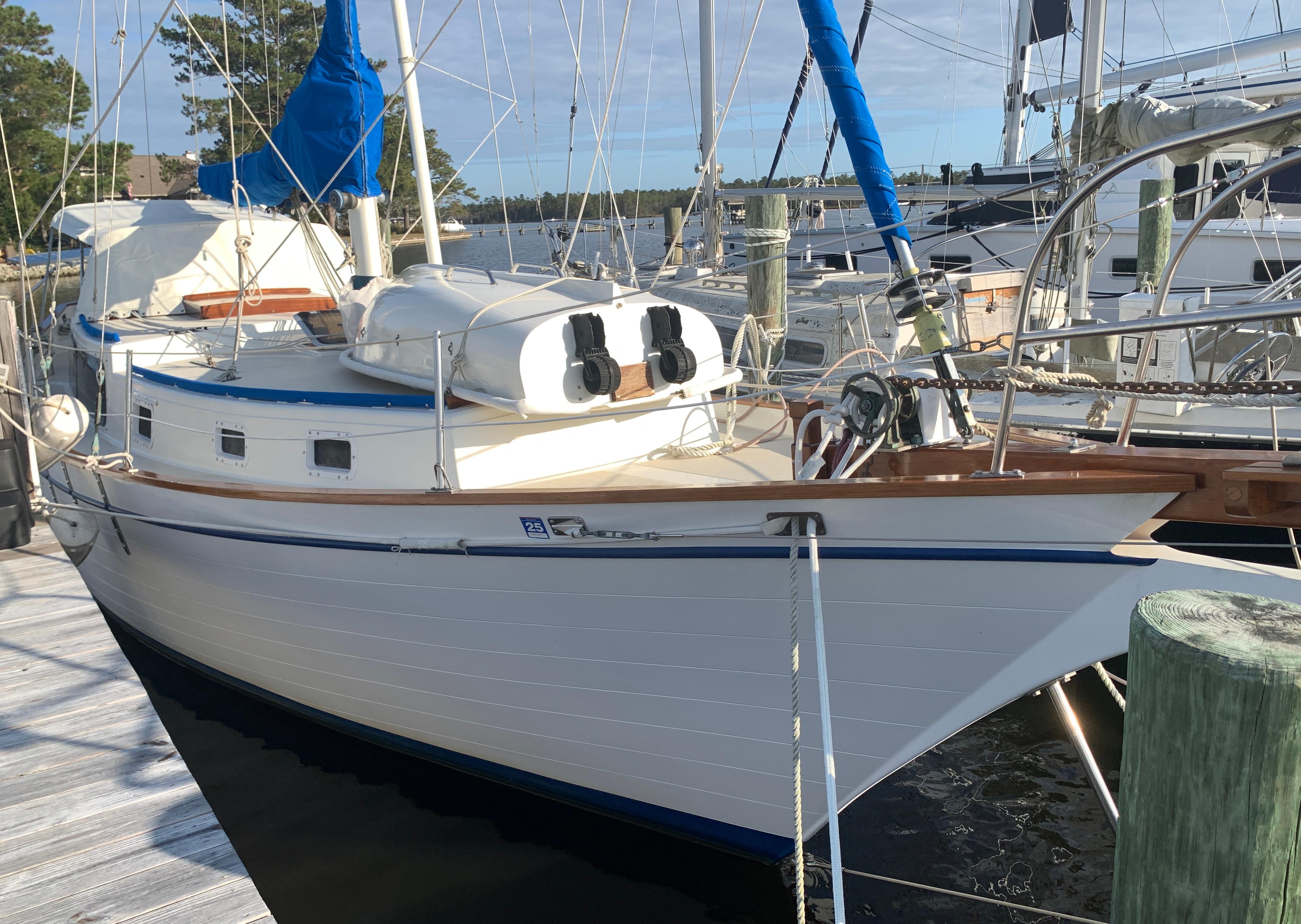 1976 Downeast 38