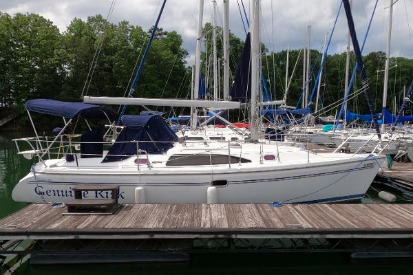 Catalina 309