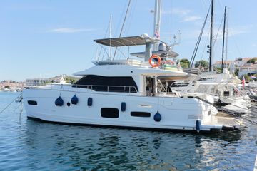 2019 Azimut Magellano 53