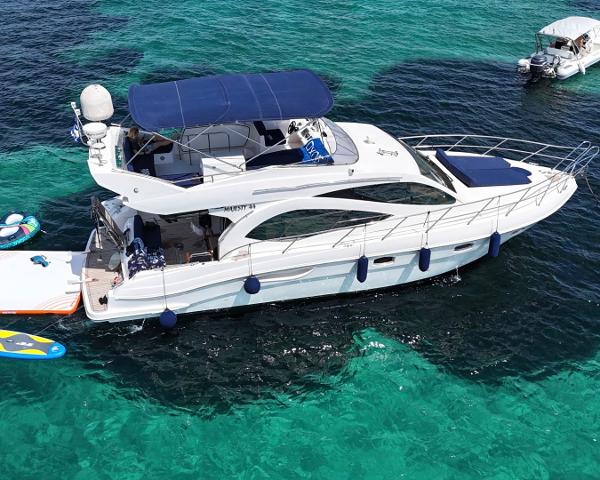 2008 Majesty 44