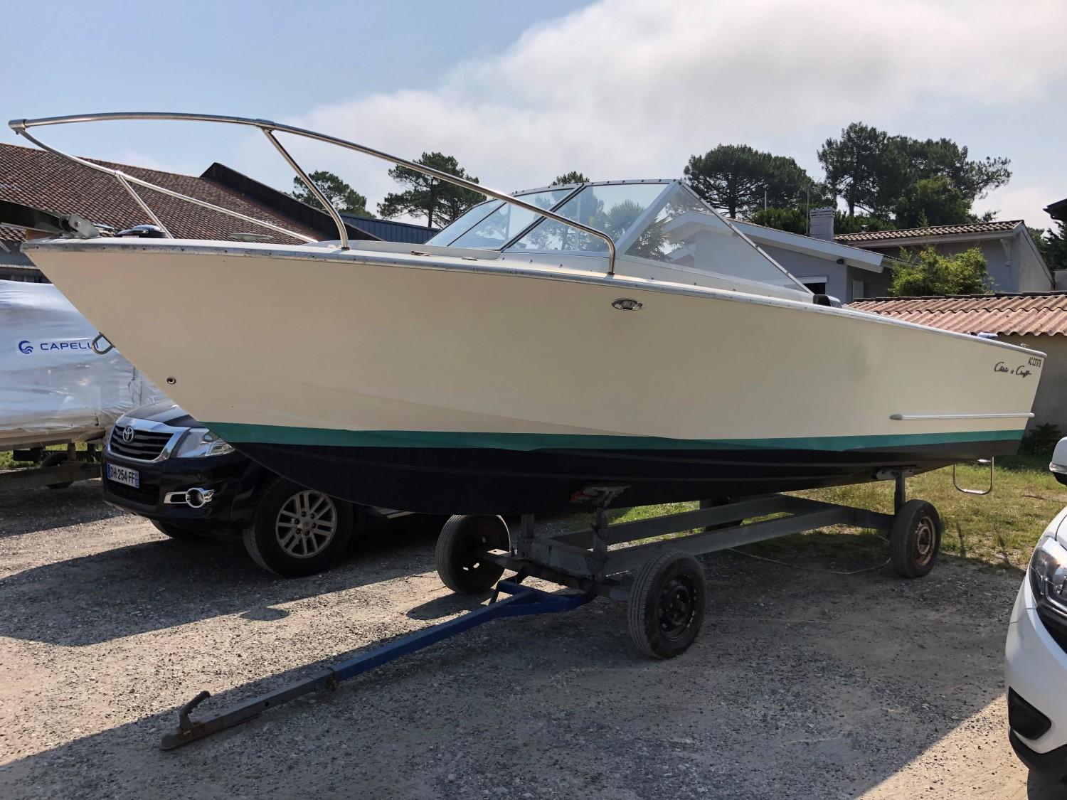 1968 Chris-Craft Corsair 23 Lancer