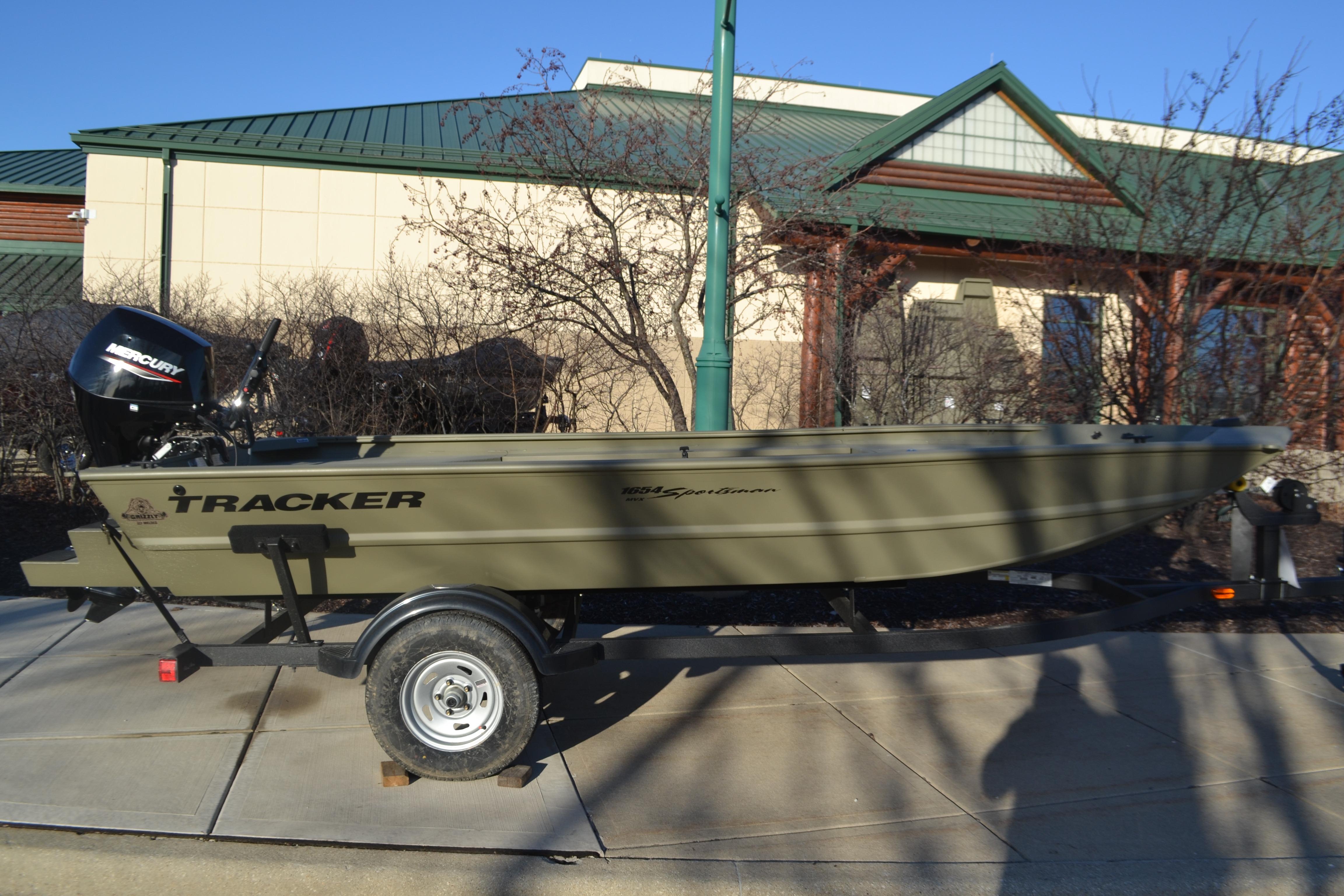 2026 Tracker Grizzly 1654 T Sportsman