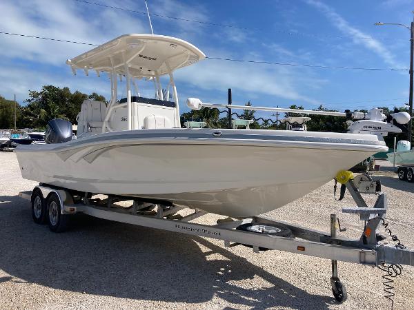 Ranger 2600 Bay 2021 Ranger 2600 Bay boat on trailer under clear blue sky.
