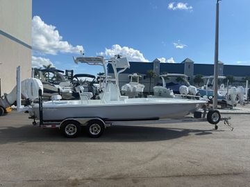 2018 Yellowfin 24 Bay CE