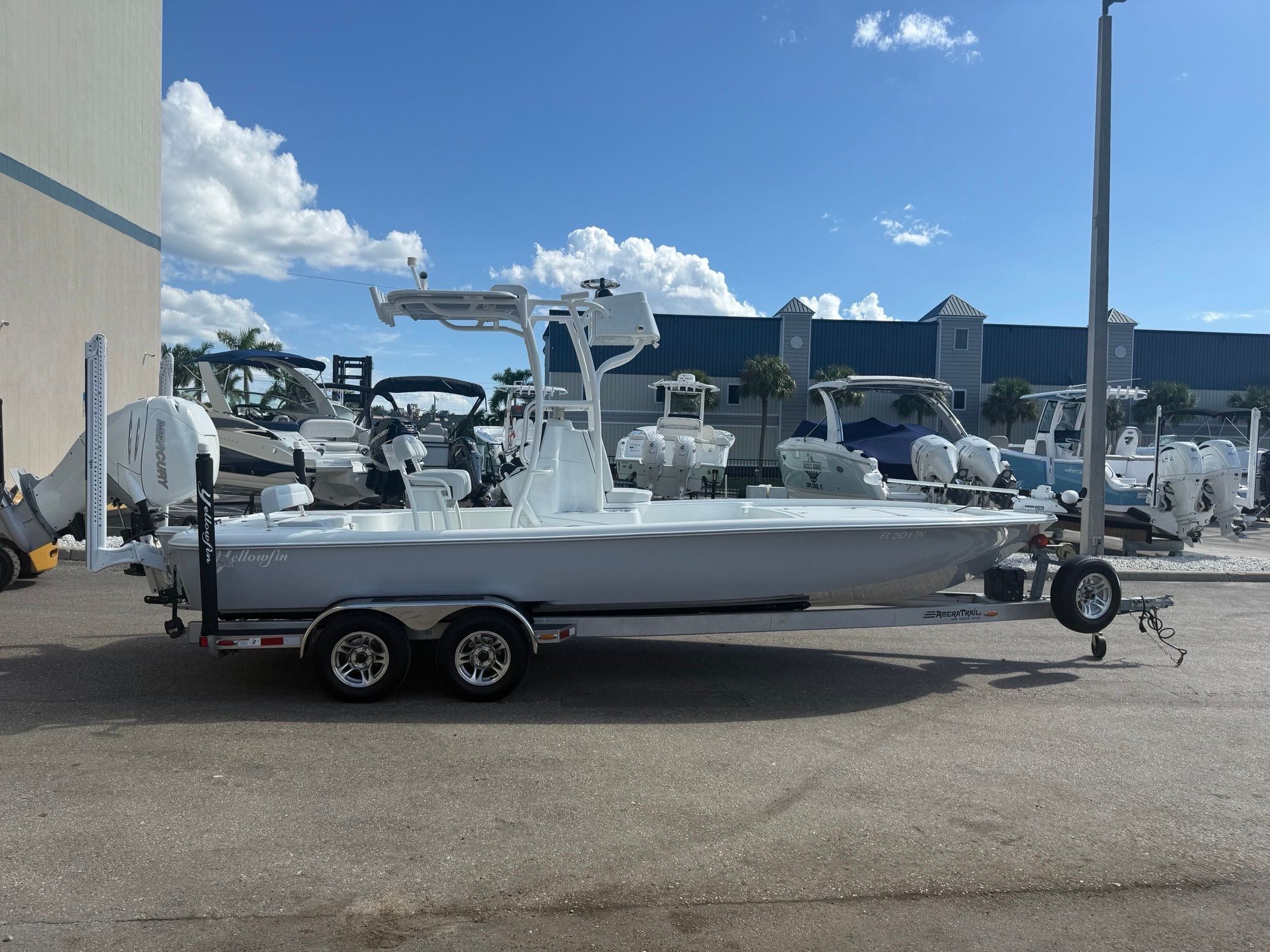2018 Yellowfin 24 Bay CE