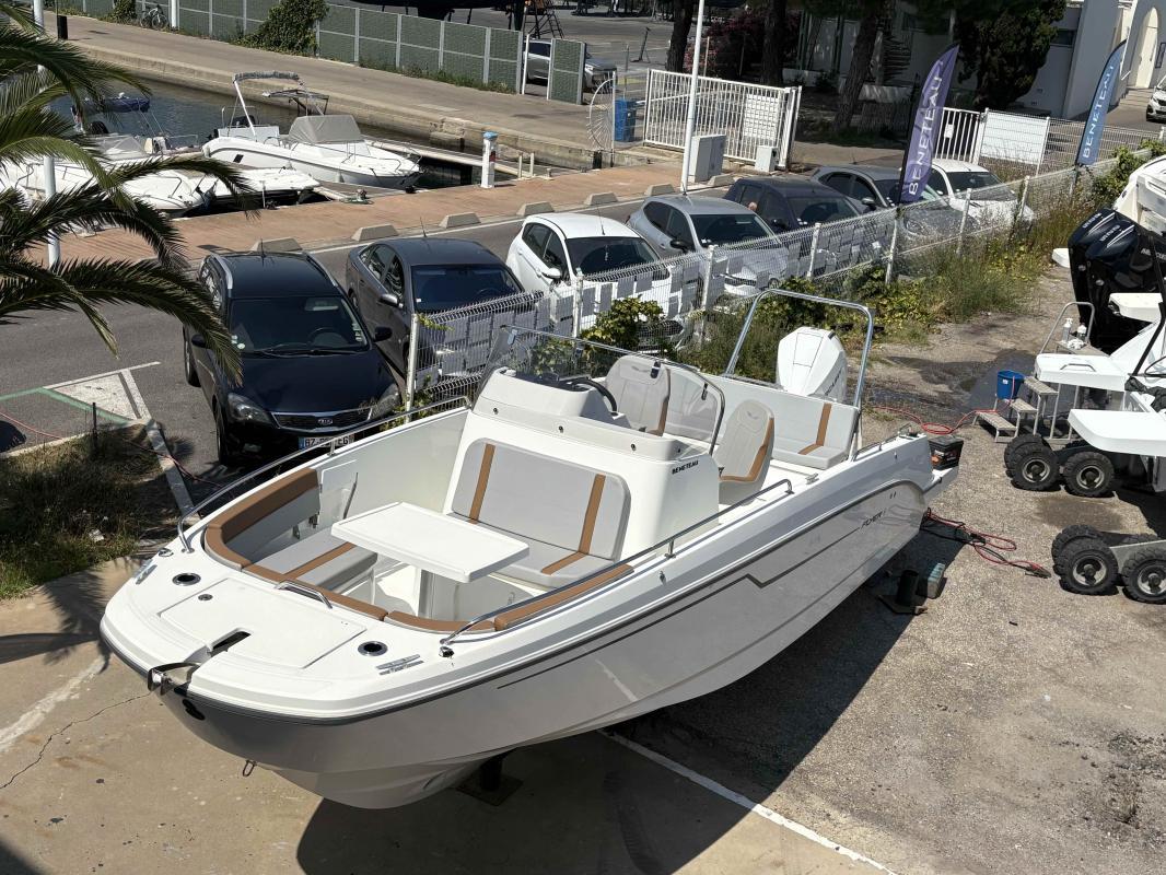 2023 Beneteau FLYER 8 SPACEDECKV2