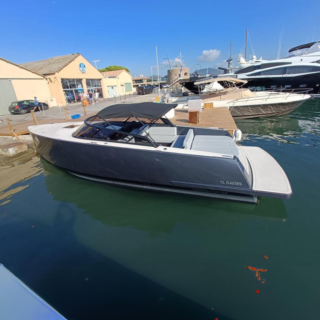 VanDutch 32