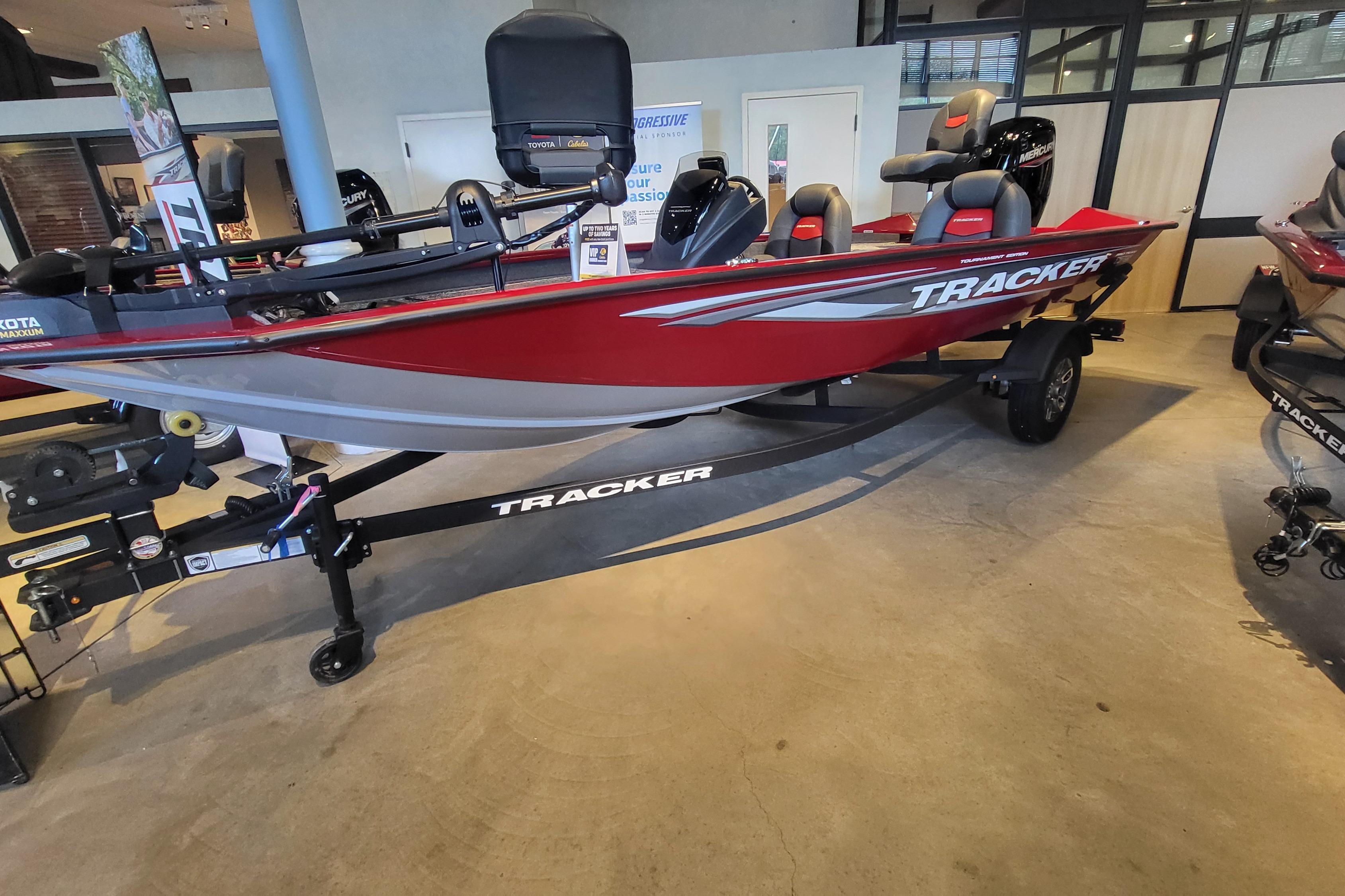 2026 Tracker Pro Team 175