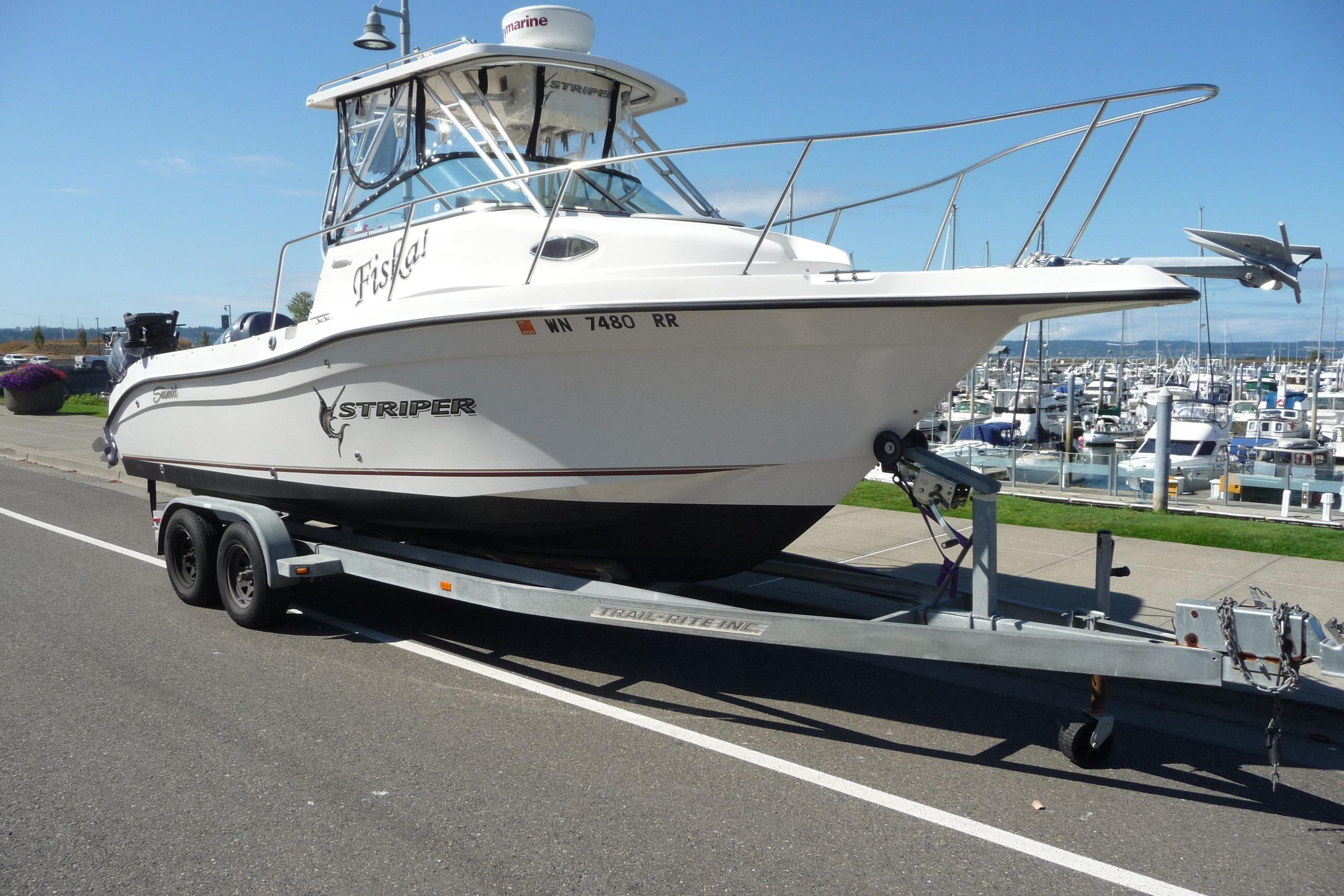 2007 Seaswirl Striper 2301 Walkaround OB