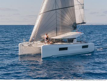 2019 Lagoon 40