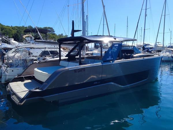 2022 Cranchi A46 Luxury Tender