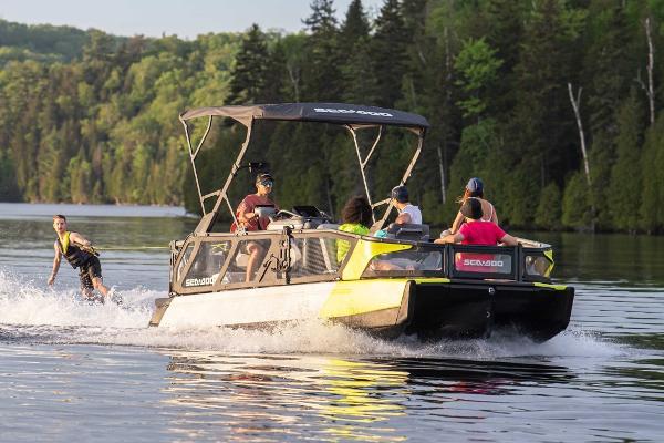 2024 Sea-Doo Switch Sport 18