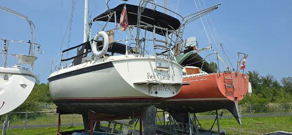 1984 Tanzer 31
