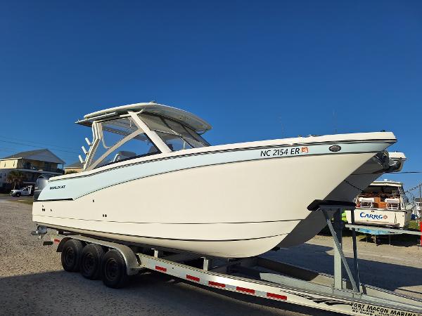 World Cat 280 Dc X boats for sale 