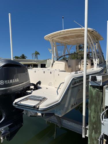 Grady-White Freedom 235