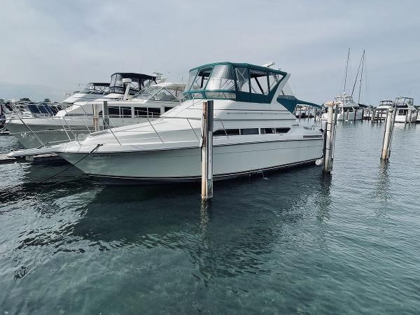 1995 Carver 380 Santego