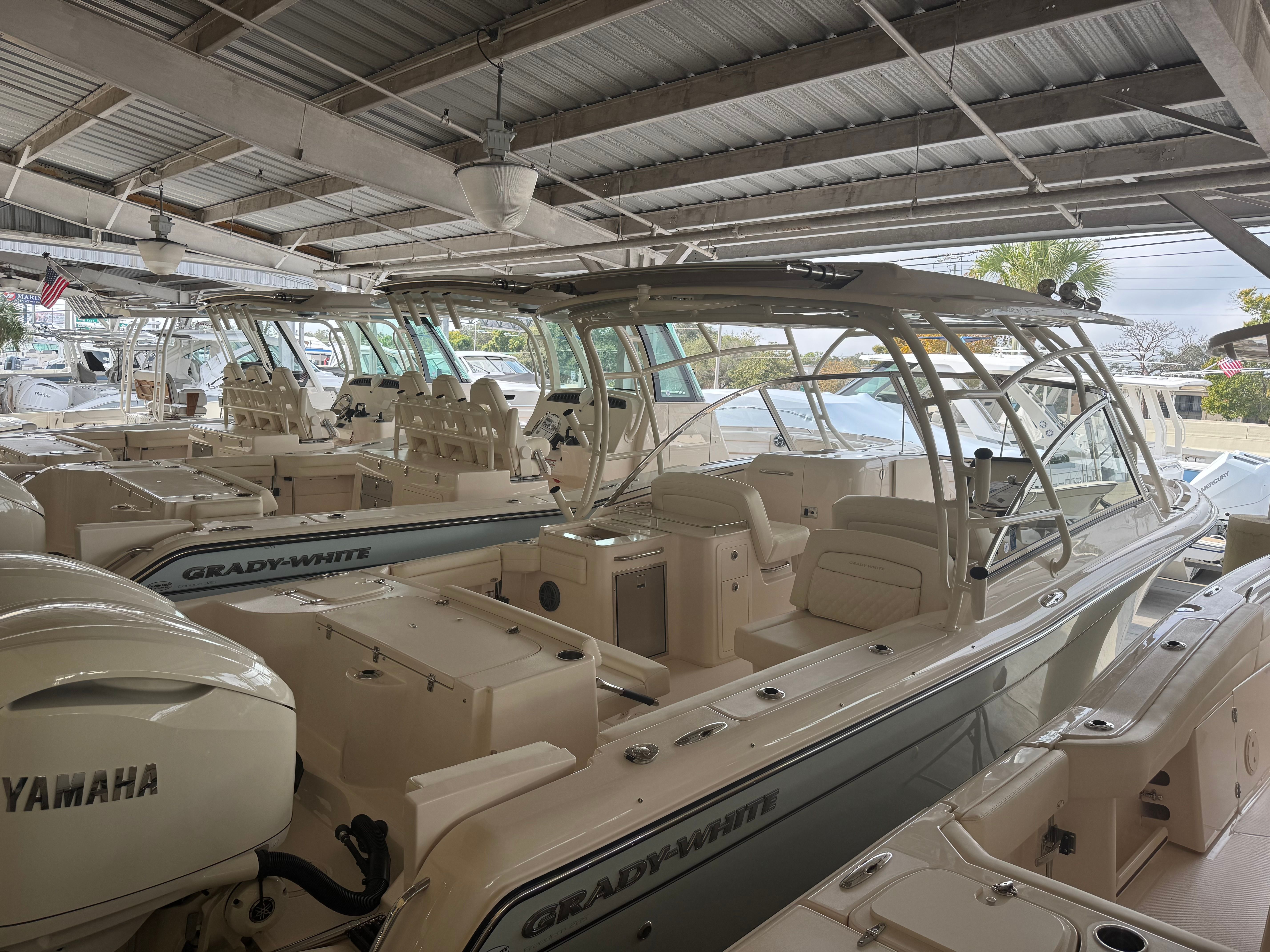 2026 Grady-White Freedom 285