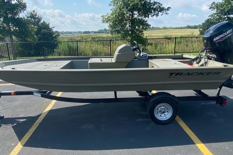 2026 Tracker Grizzly 1648 SC