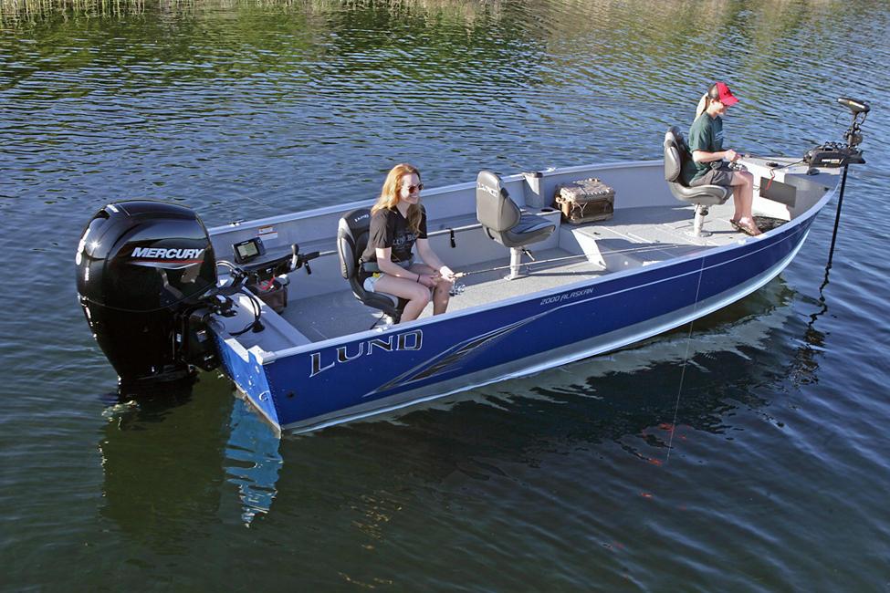 Lund Boat image