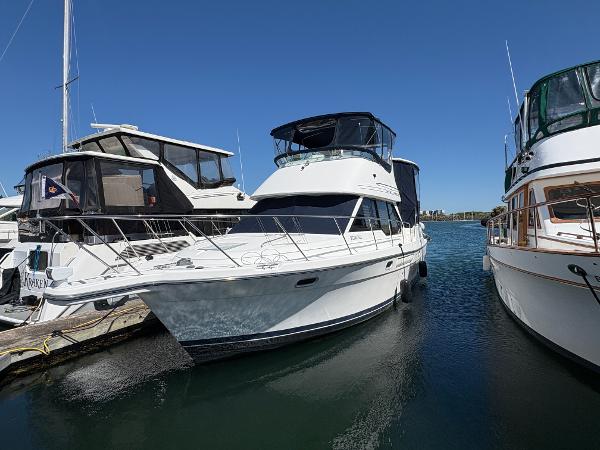 2001 Bayliner 4087 Aft Cabin Motoryacht