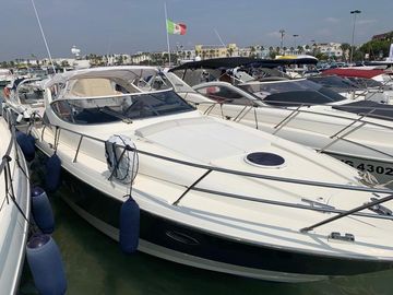 2008 Azimut Atlantis 39