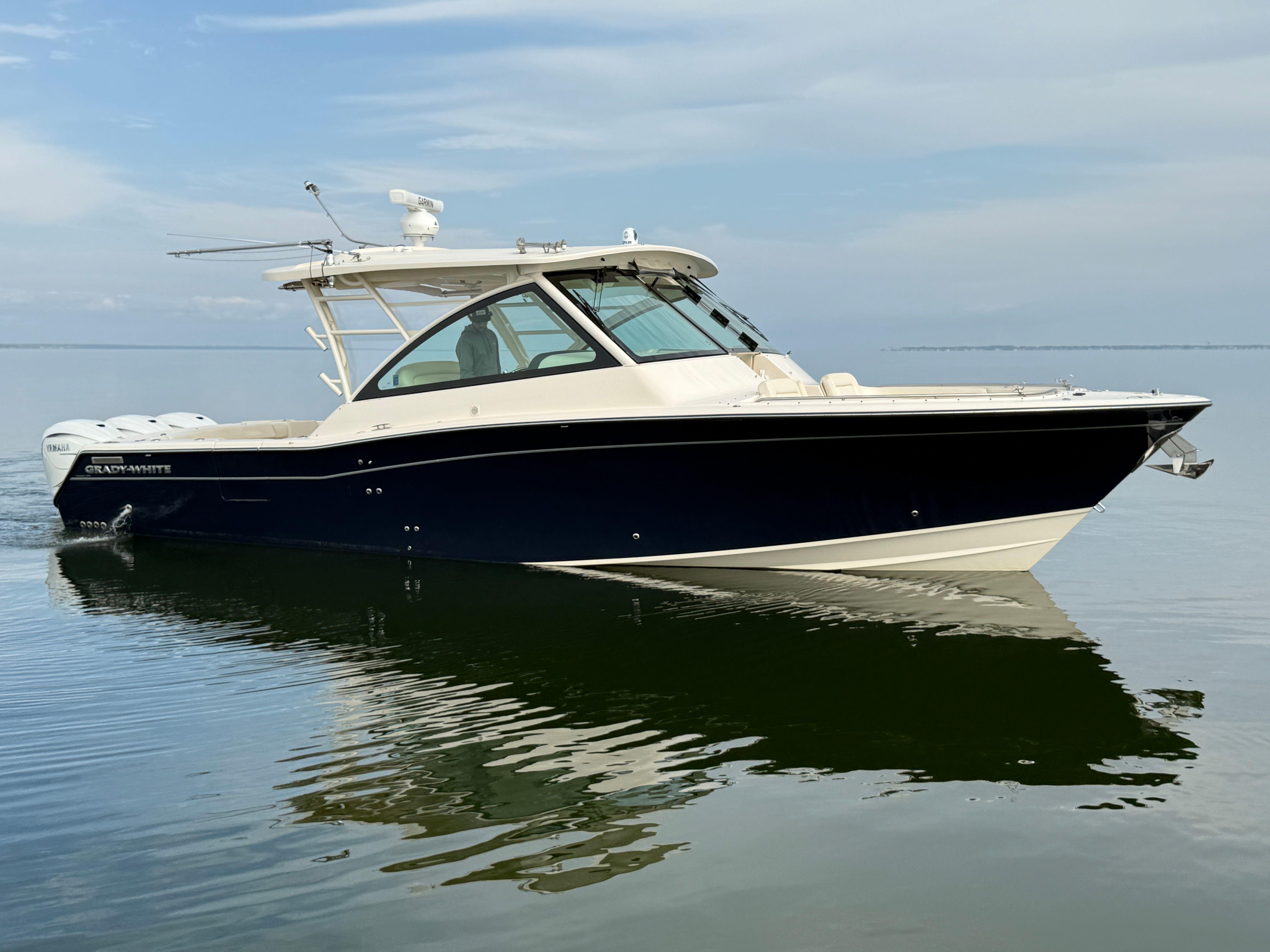 Grady-White Freedom 375 2021 GRADY-WHITE 375 FREEDOM - Image 1