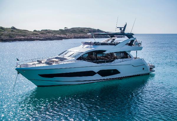 2025 Sunseeker 76 Yacht