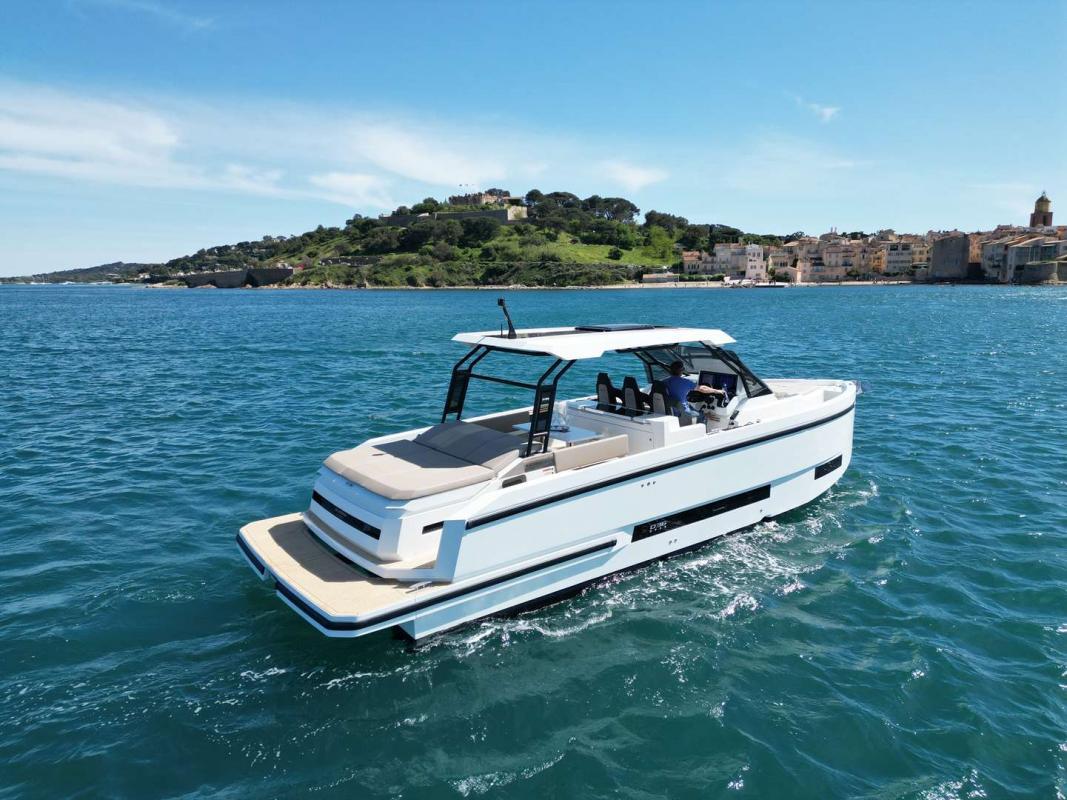 2024 De Antonio Yachts D36 Hard Top