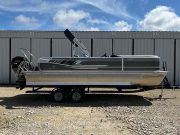 2025 SunCatcher Select 324SL