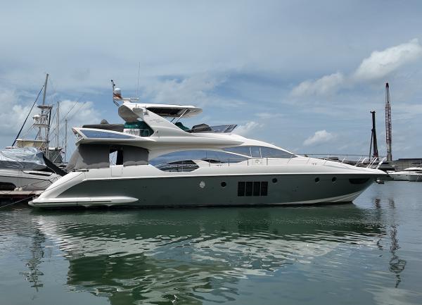 2013 Azimut 70