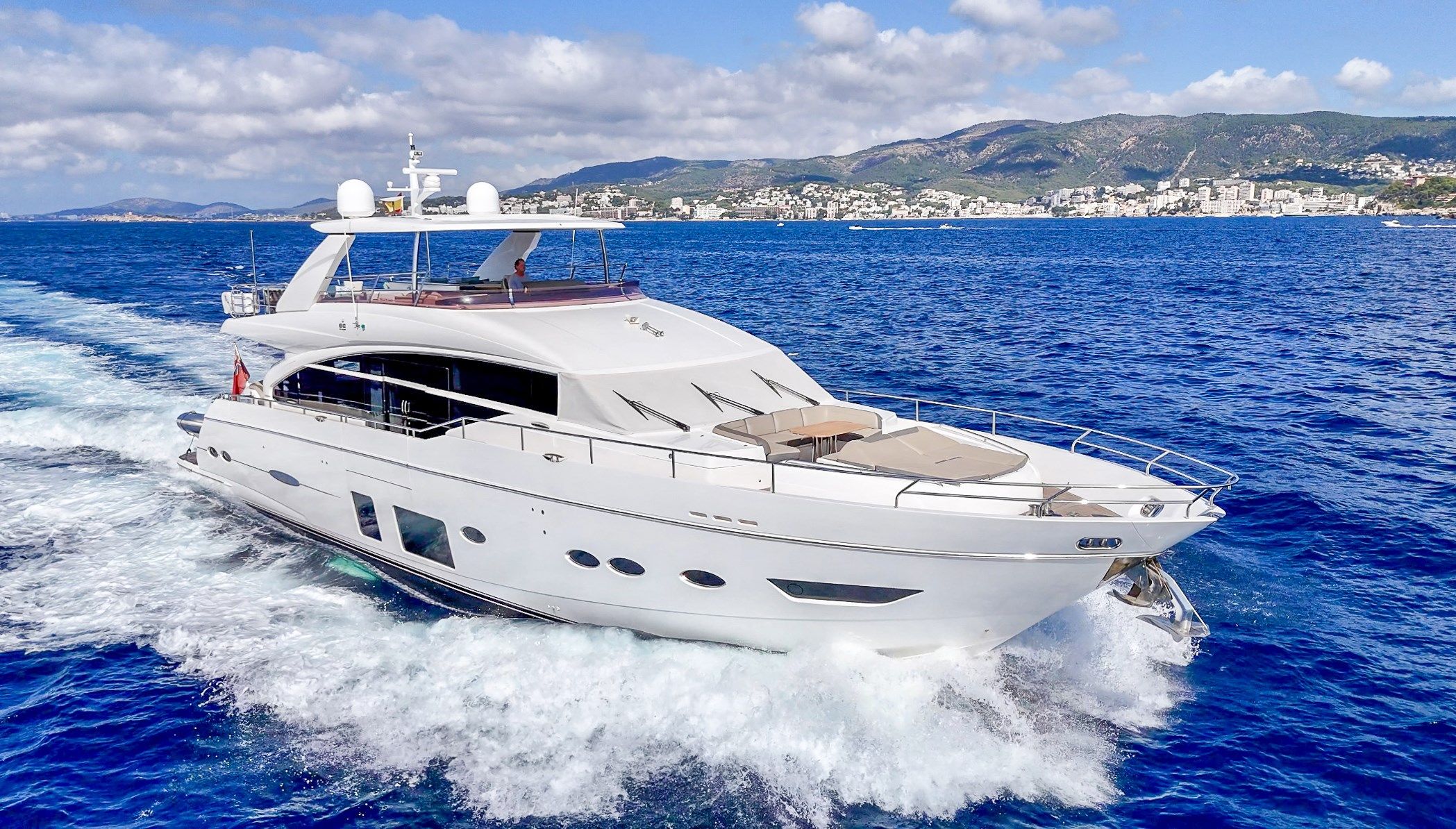 2014 Princess 88Y