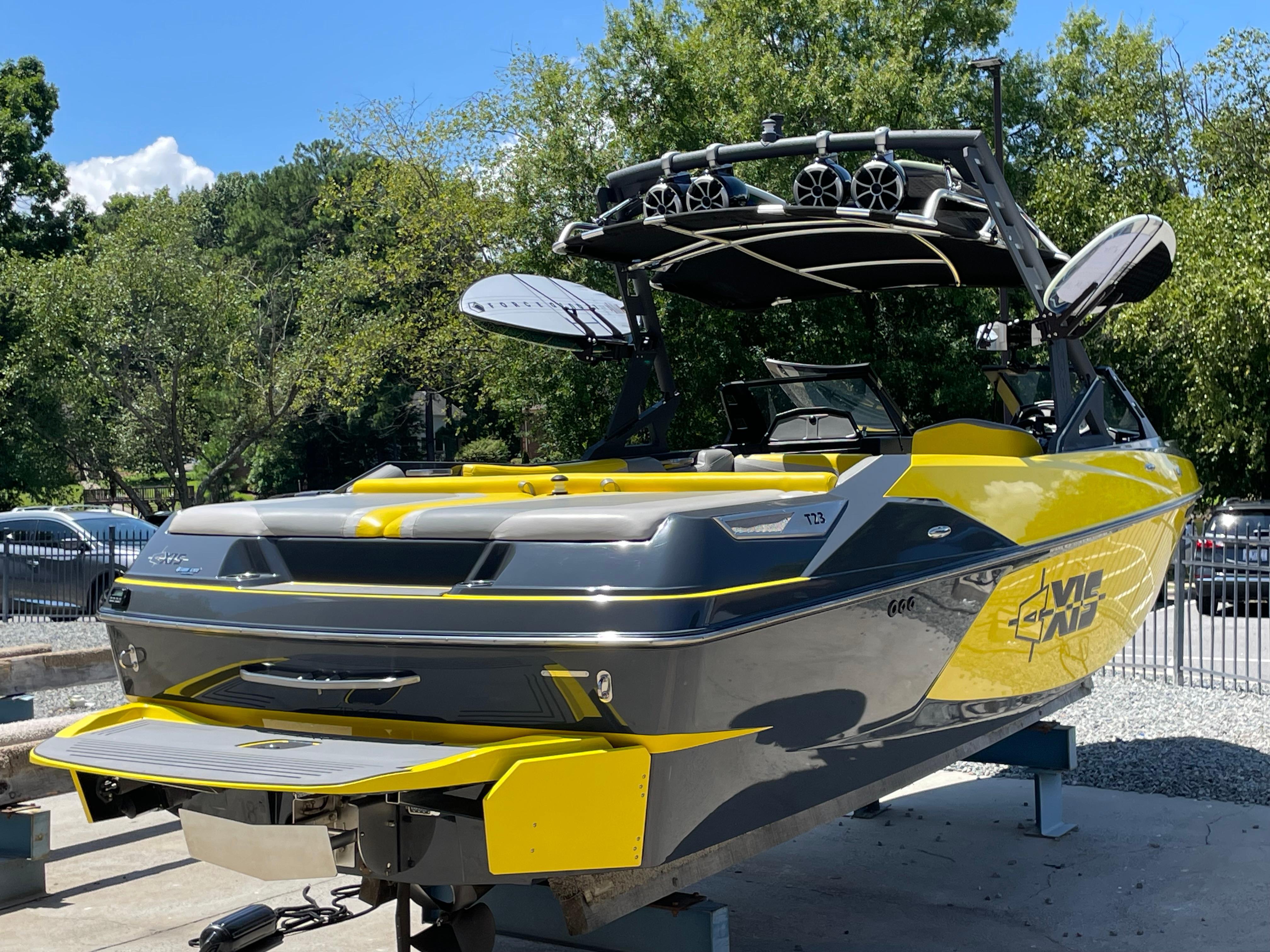 2017 Axis T23