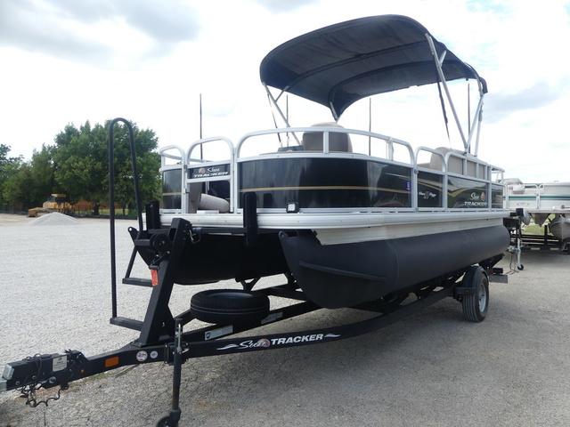 2022 Sun Tracker Bass Buggy 18 DLX