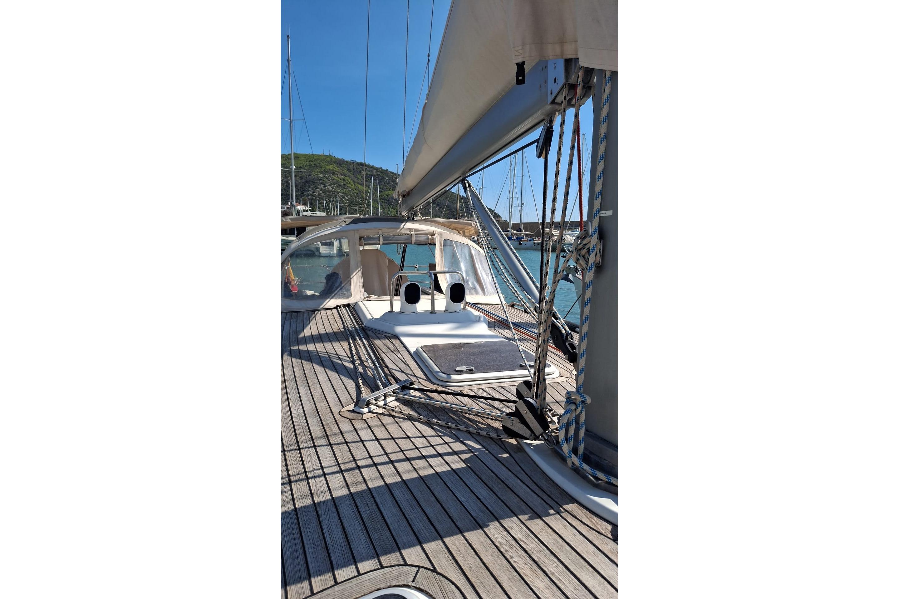 2002 Grand Soleil 46