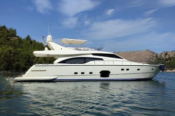 2006 Ferretti Yachts 681
