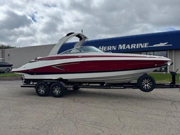 2025 Crownline 280 SS