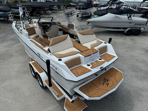 2025 ATX Surf Boats 24 Type-S