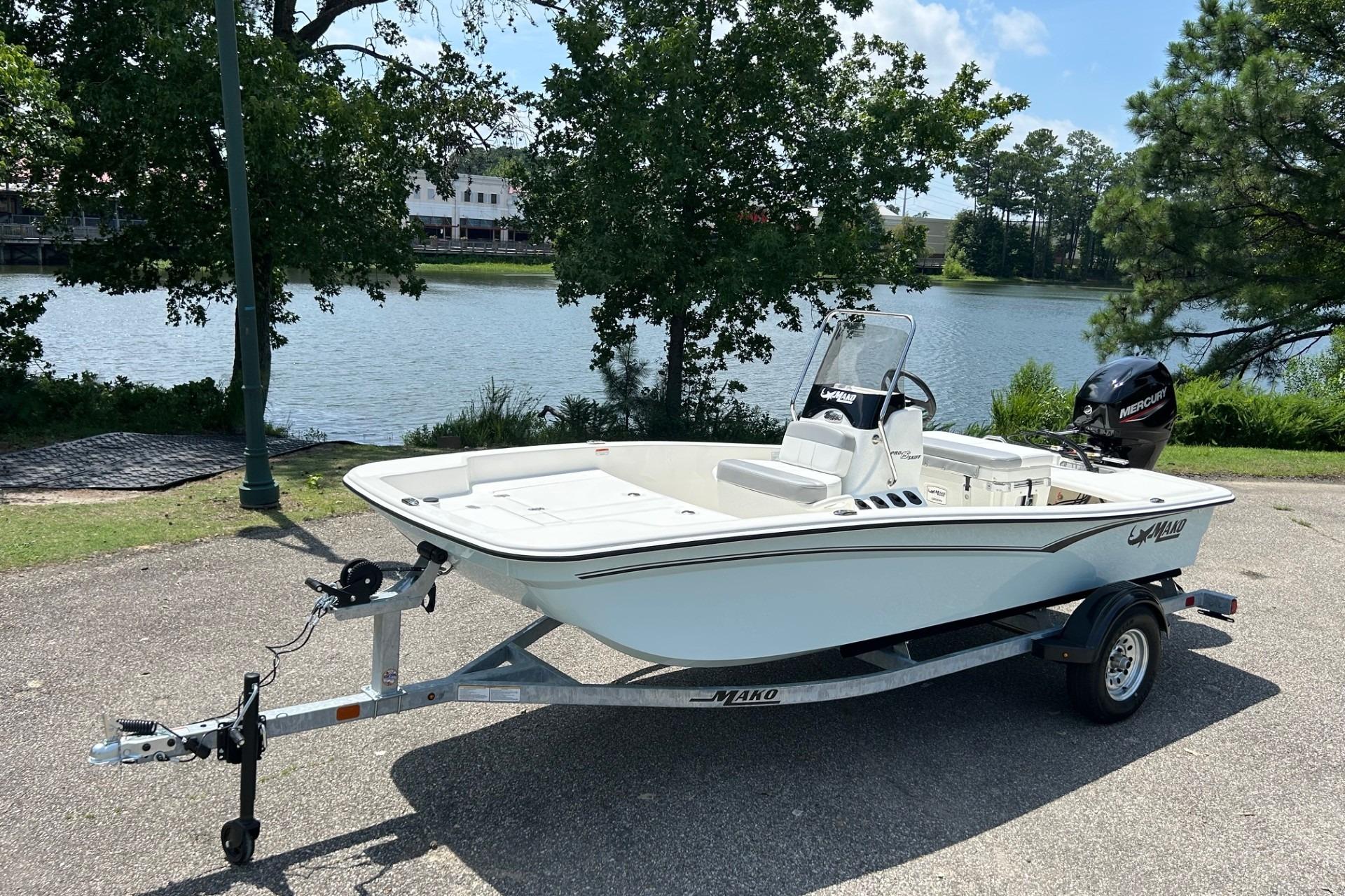 2026 Mako Pro Skiff 15 CC