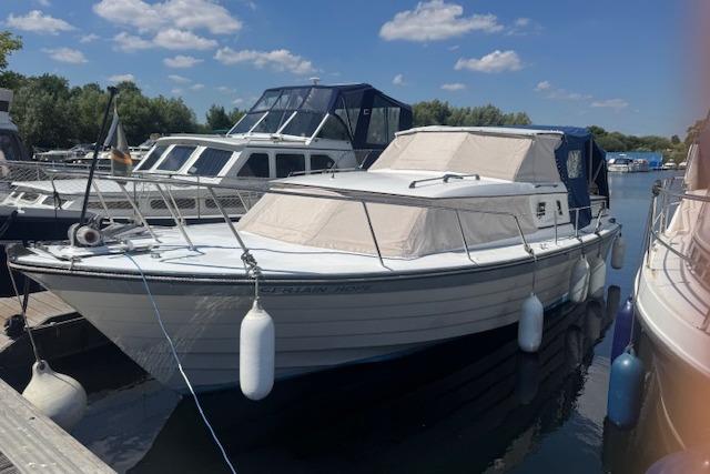 1968 Fjord 29 AFT CABIN