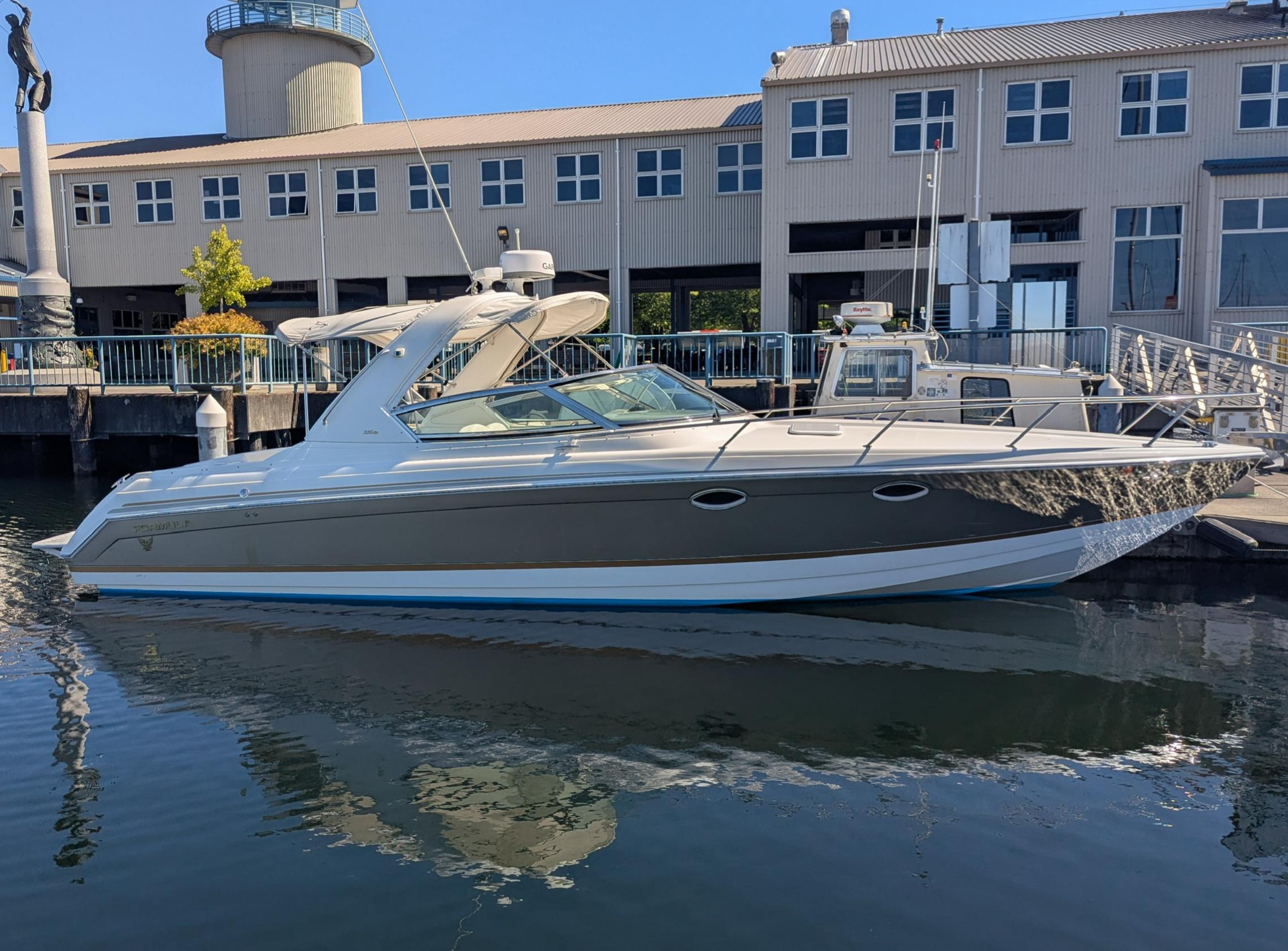 2003 Formula 330 SS