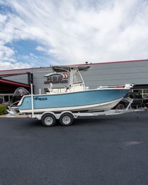 2020 Mako 214 Center Console