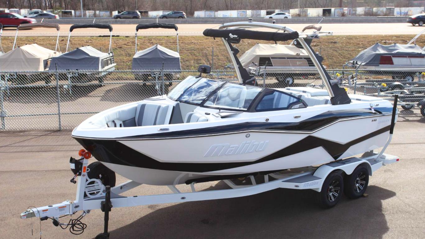 Malibu Wakesetter 22 LSV