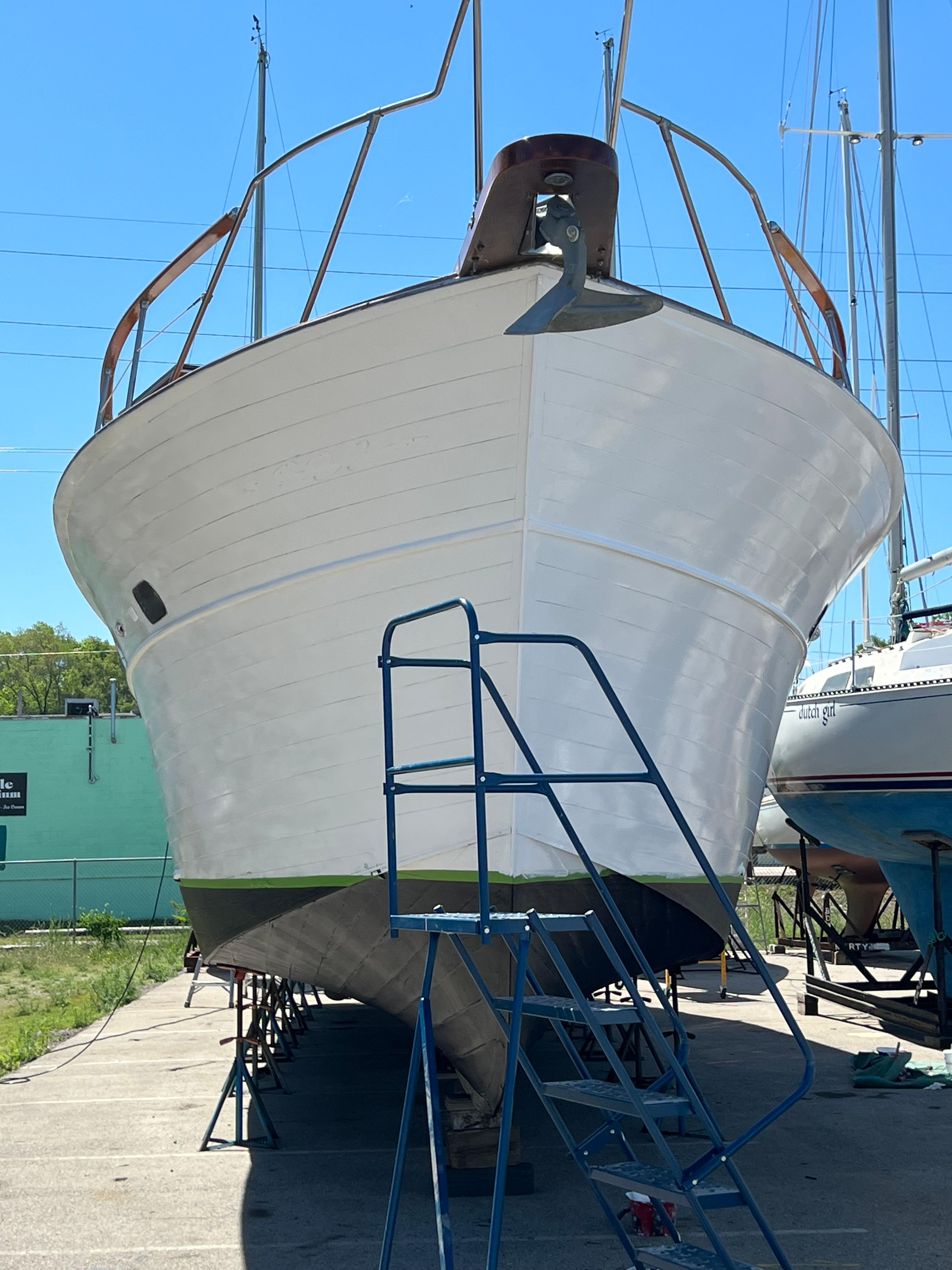 1968 Chris-Craft Constellation
