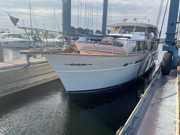 1968 Chris-Craft Constellation