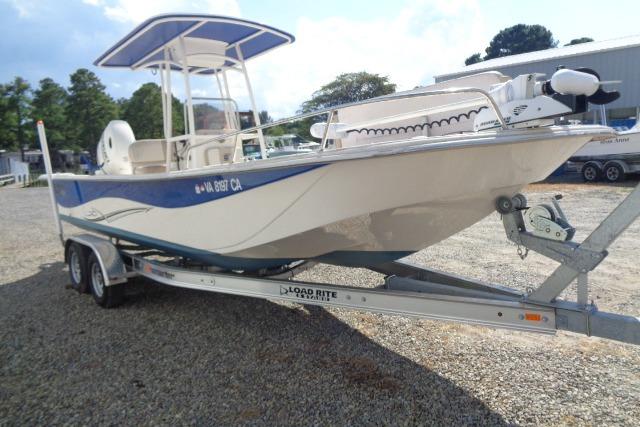2018 Carolina Skiff 258 DLV