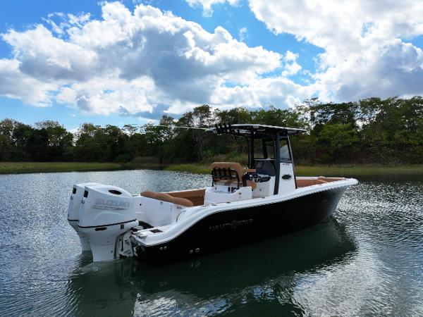 NauticStar 252 Water POV STB Stern 